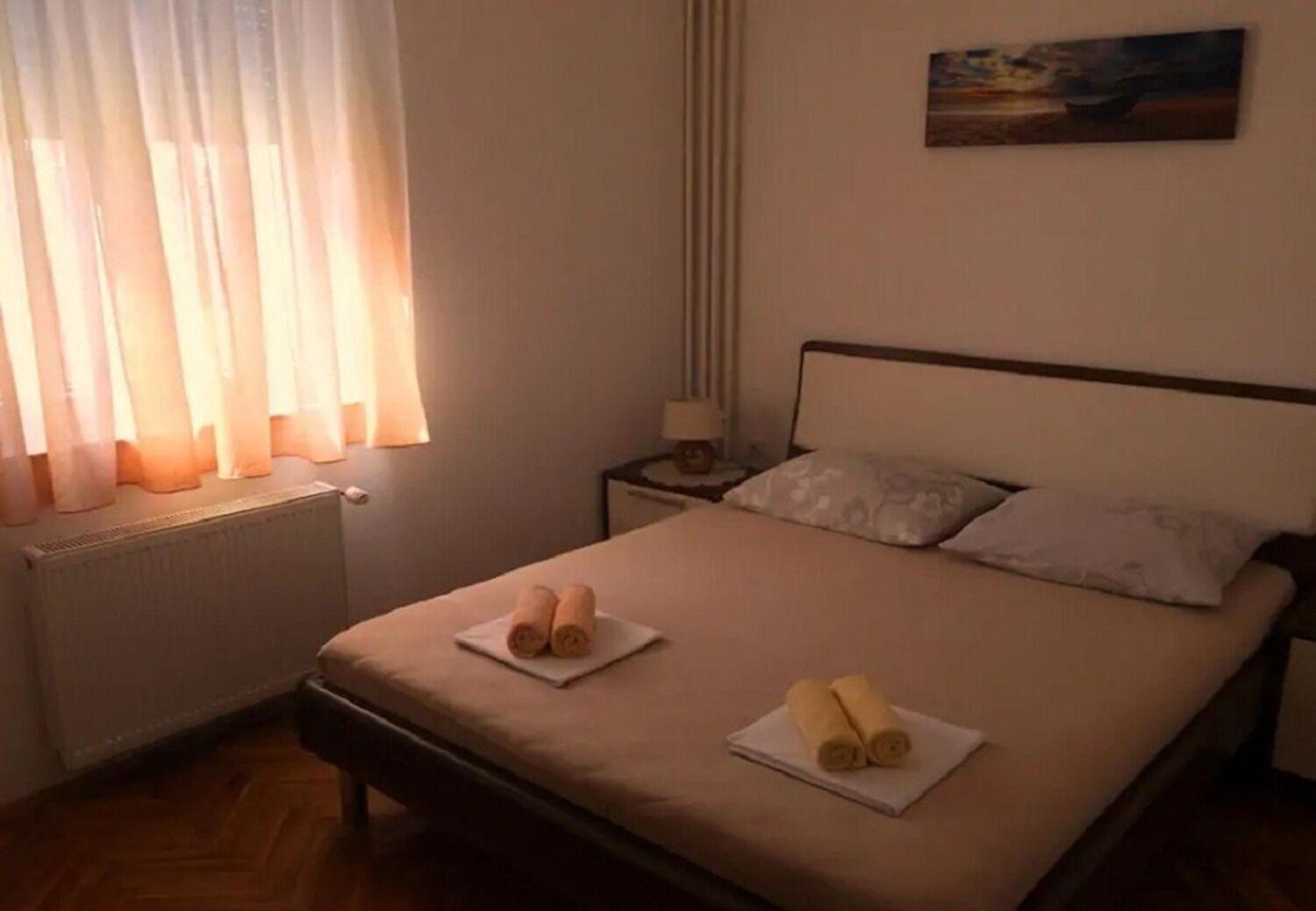 Apartments And Rooms Ognjen - Family Apartments With Free Parking Betina  Kültér fotó