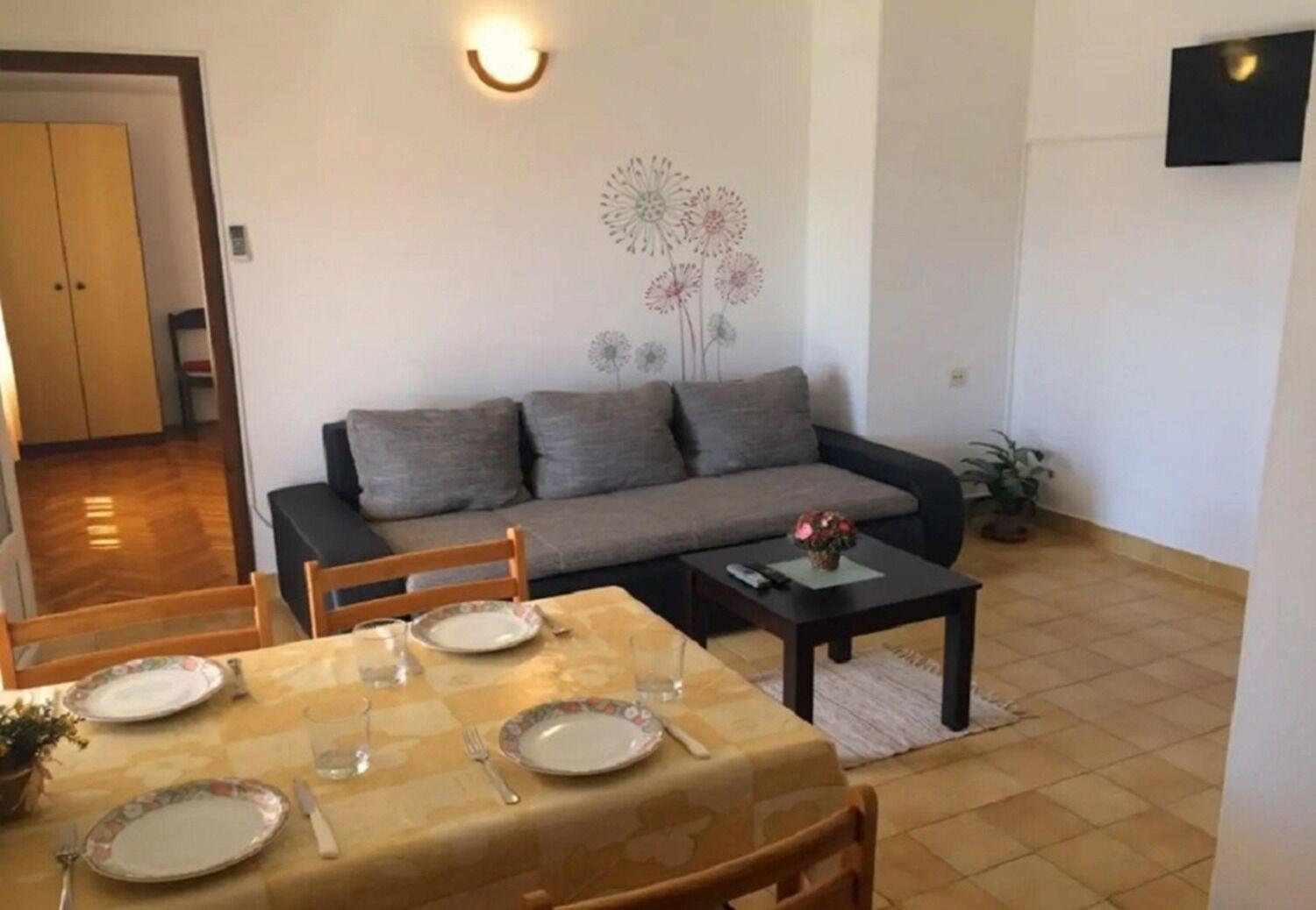 Apartments And Rooms Ognjen - Family Apartments With Free Parking Betina  Kültér fotó