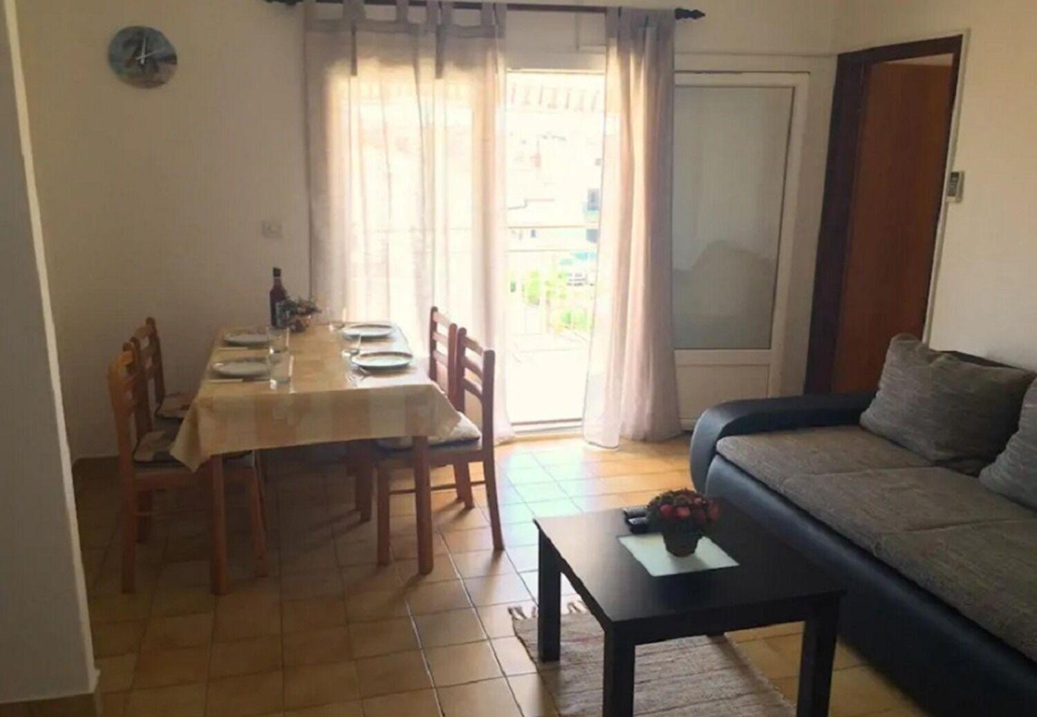 Apartments And Rooms Ognjen - Family Apartments With Free Parking Betina  Kültér fotó