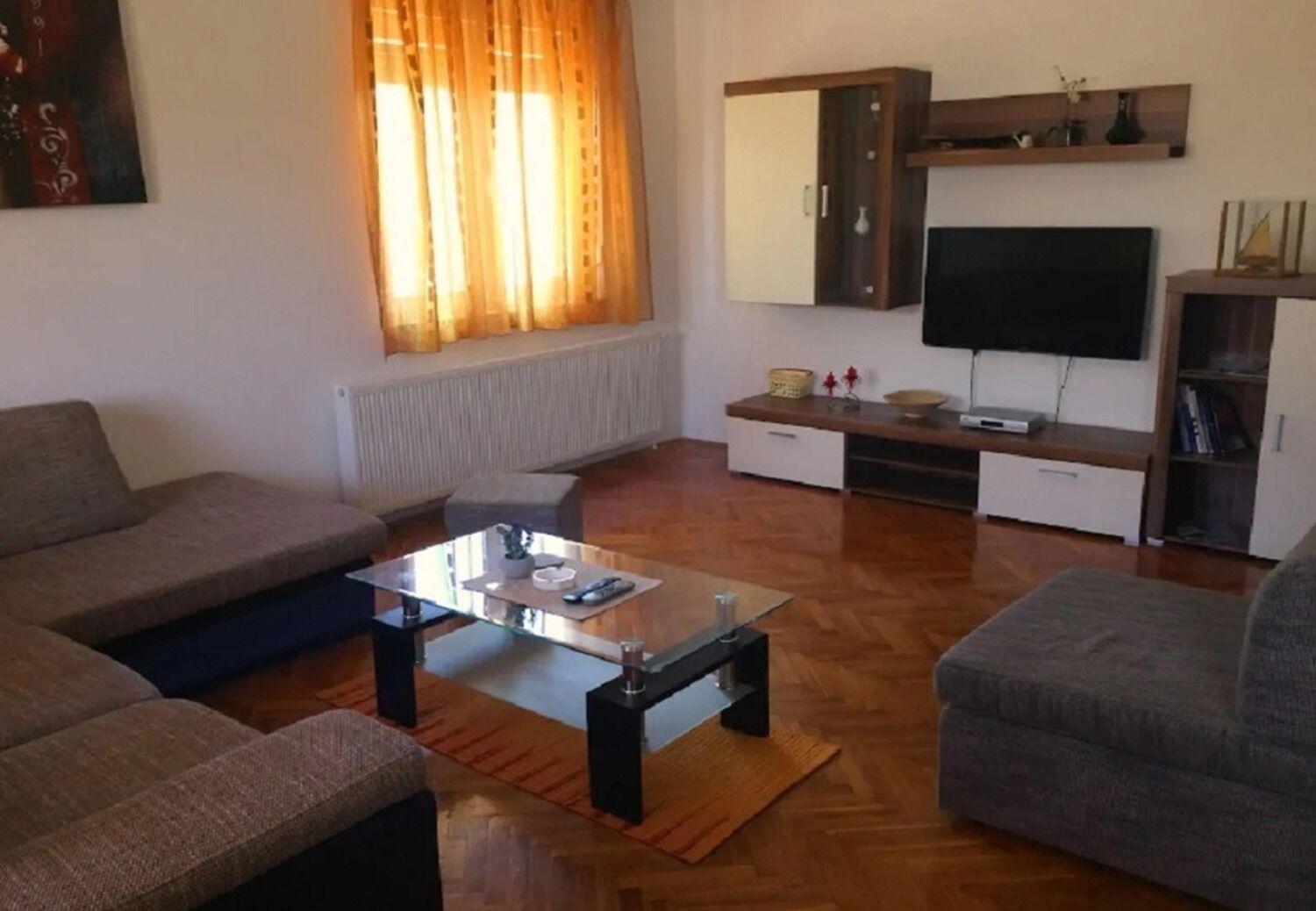 Apartments And Rooms Ognjen - Family Apartments With Free Parking Betina  Kültér fotó