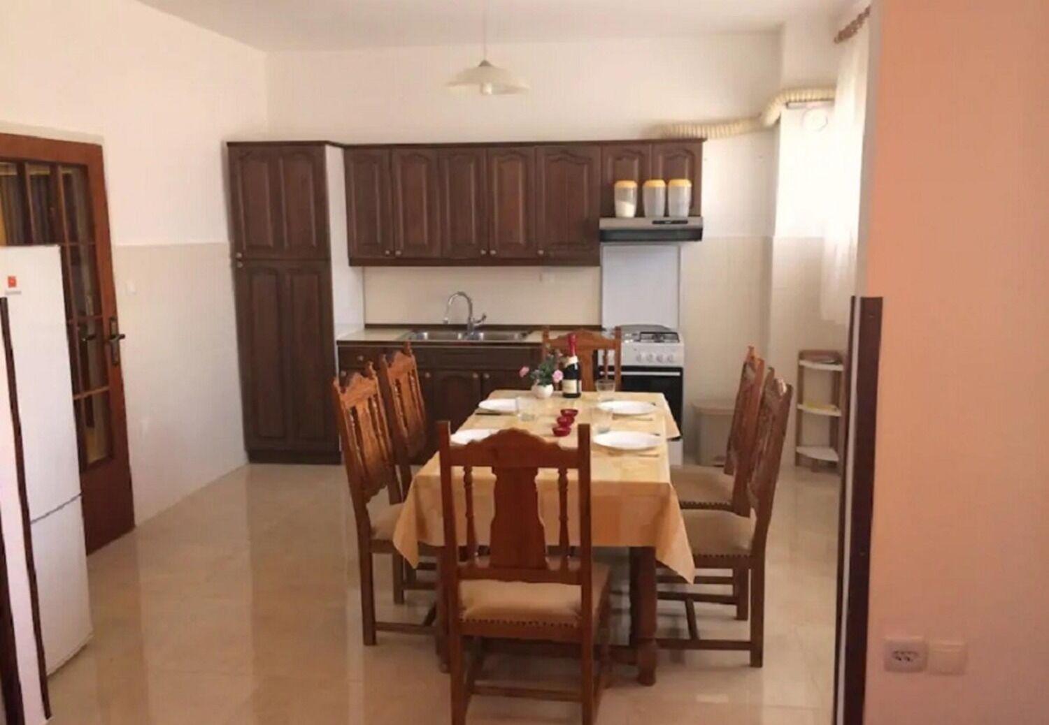 Apartments And Rooms Ognjen - Family Apartments With Free Parking Betina  Kültér fotó